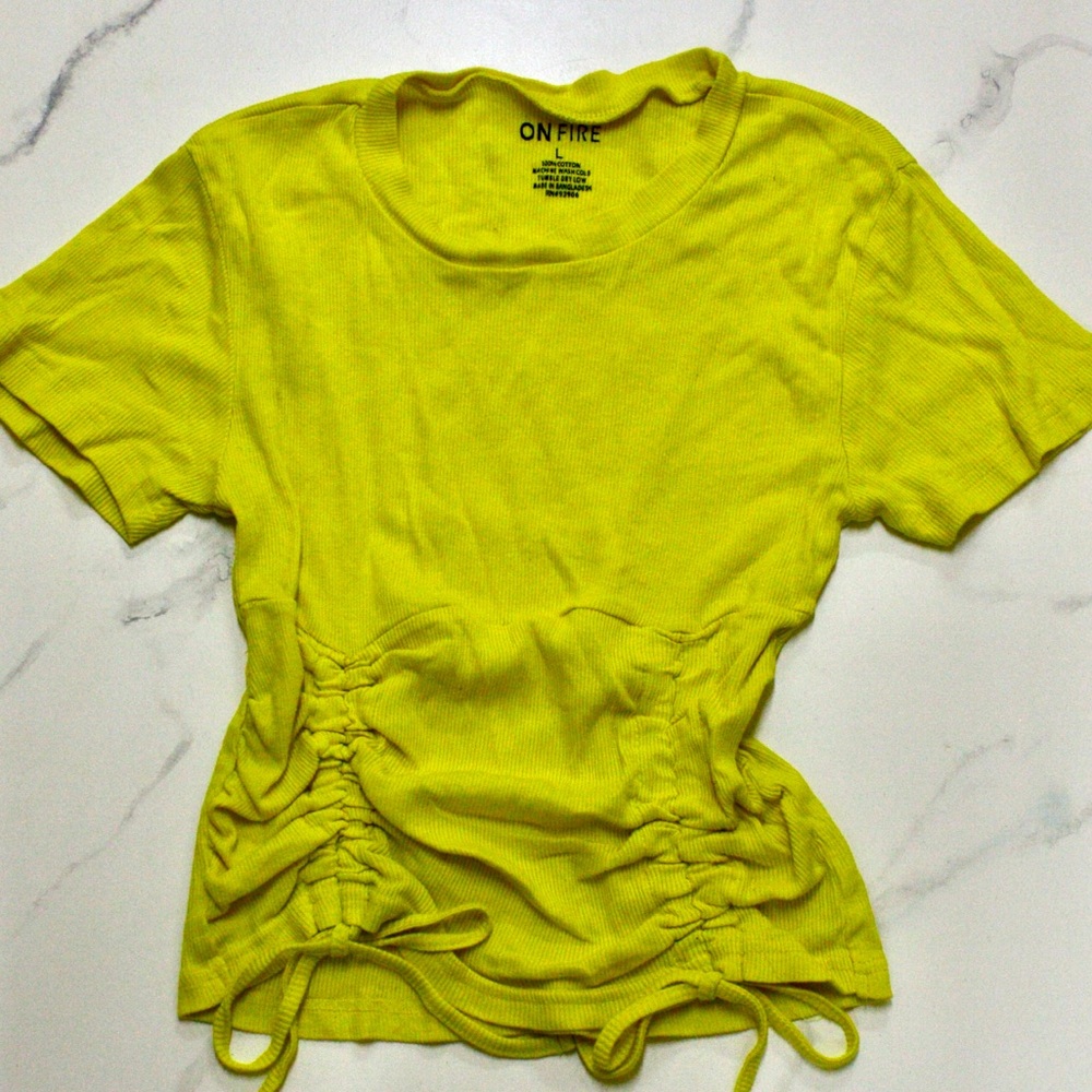 OnFire Yellow, Ruched Casual Top. 100% Cotton, Large, Ruched, Preowned. Pretty.